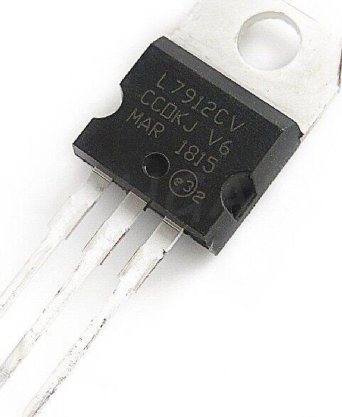 TR L7912