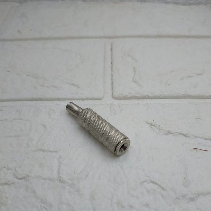 Soket Cover Mini Stereo Besi