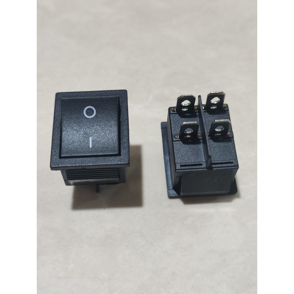 Switch Hitam Besar On Off On
