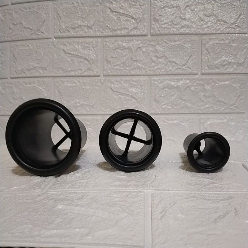 Lubang Angin Salon Tanggung