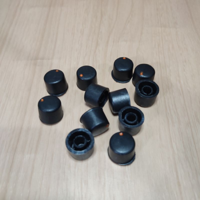 Knop Plastik 14mm No1